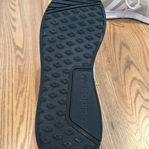 Adidas cross training running shoe in beige cream and sage green size USA 13 - Picture 7 of 9